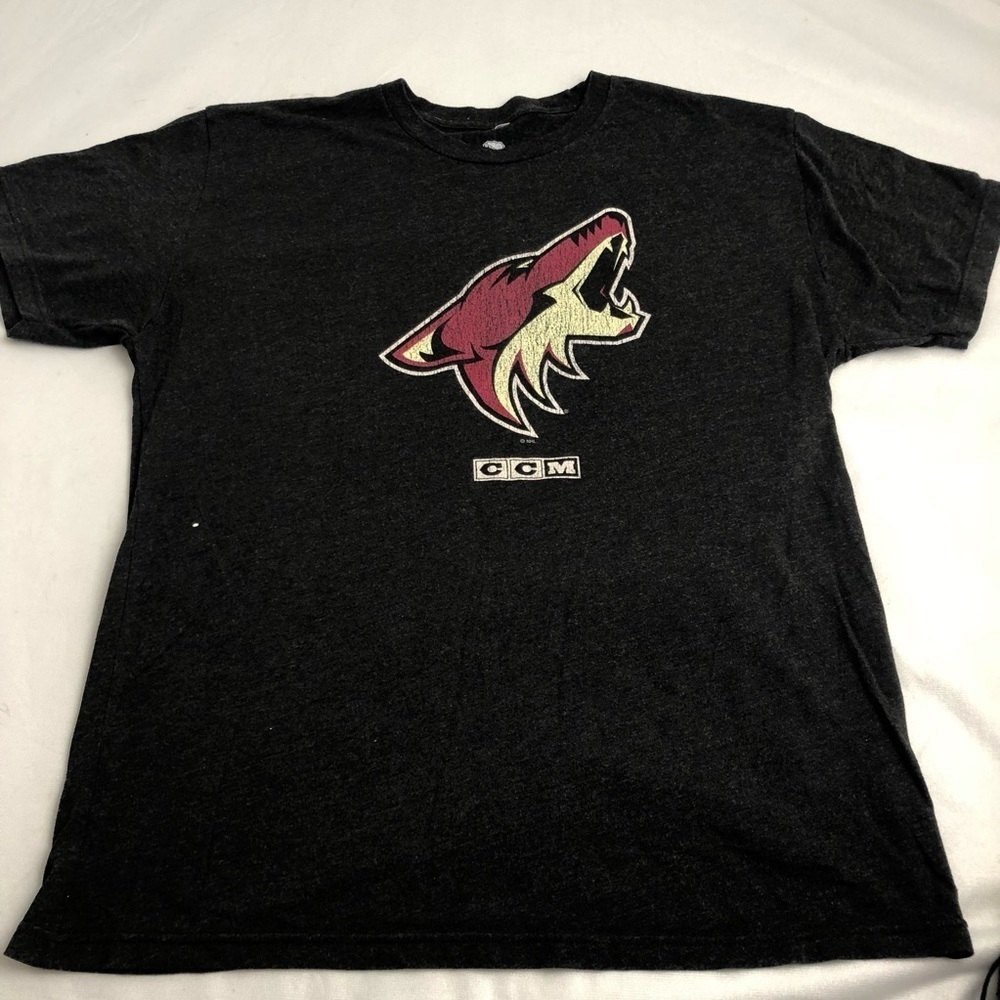 NHL gray black crew neck t-shirt